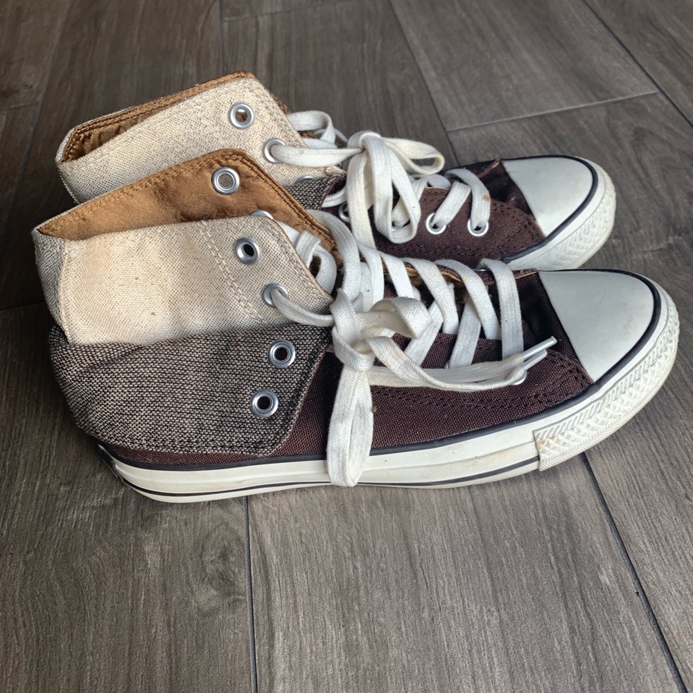 High Top Converse All Stars in Brown & Gold.